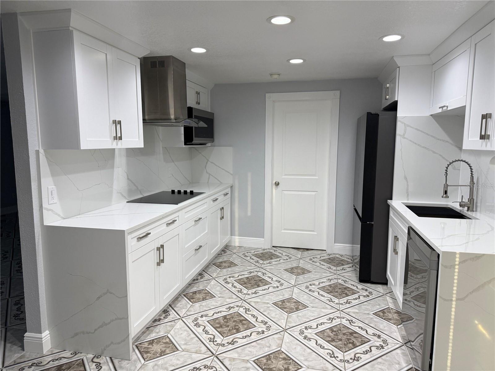 8236 DONALDSON DRIVE