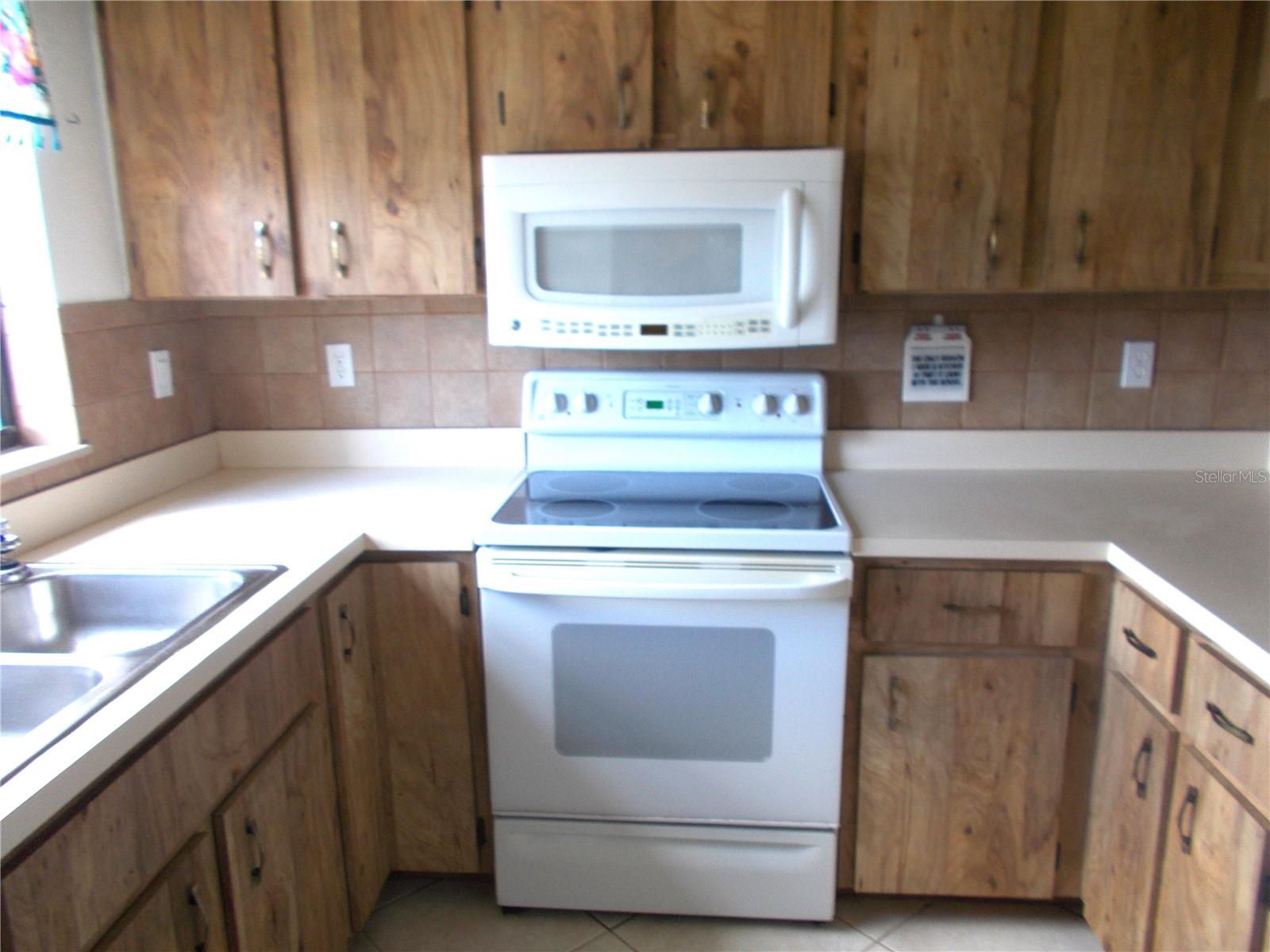 2000 FORREST NELSON BOULEVARD C6