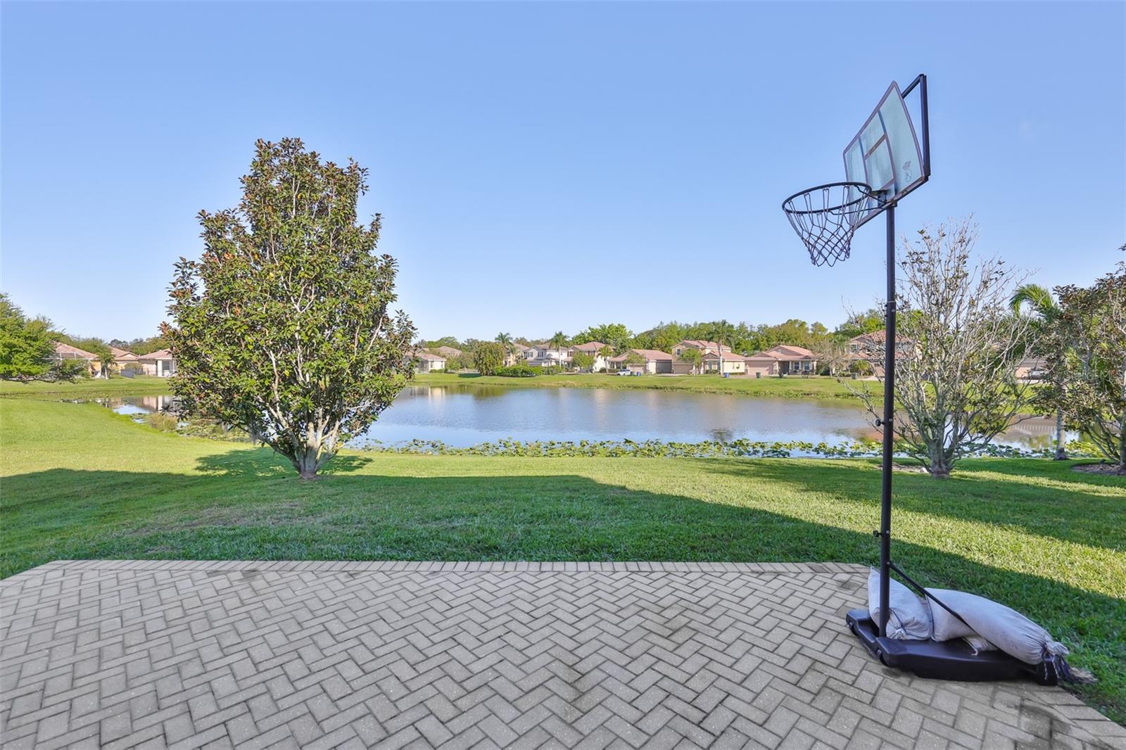 OAK VISTAS - Residential