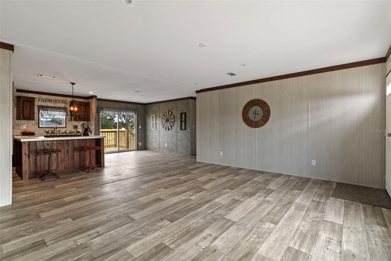 7142 SW GROVEWAY TRAIL