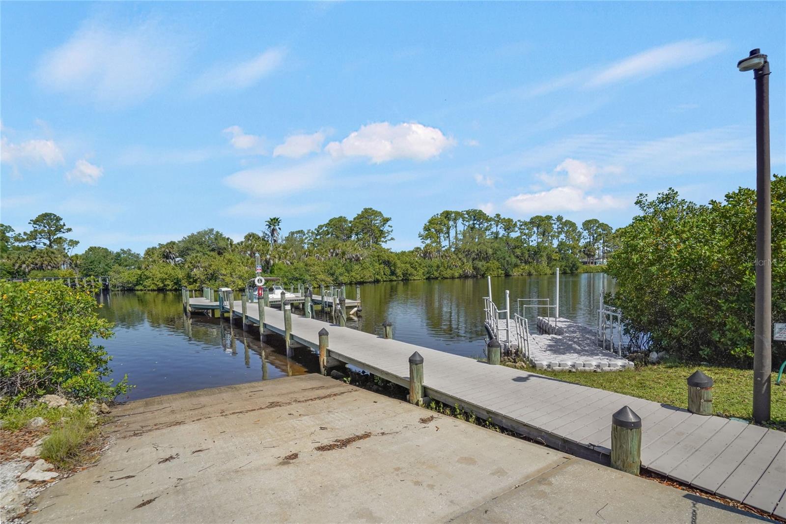 HARBOR ISLES III - Residential