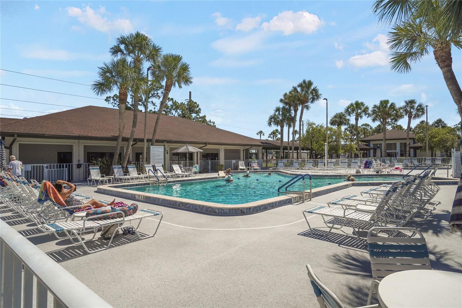 HARBOR ISLES III - Residential