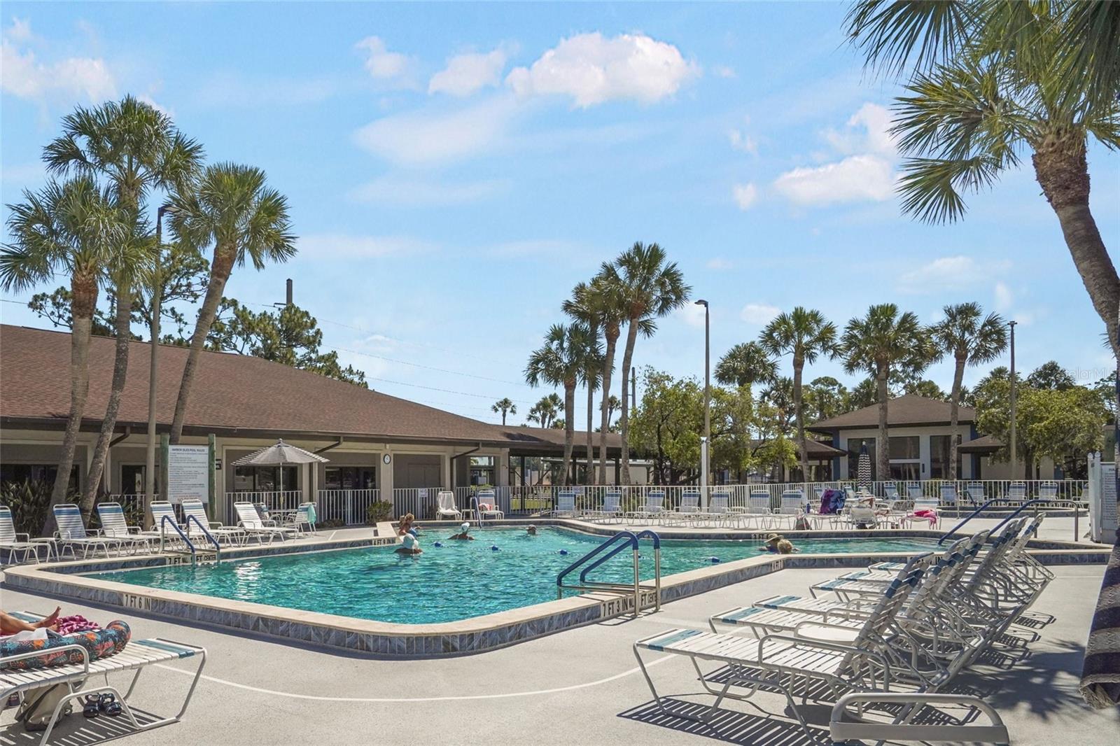 HARBOR ISLES III - Residential