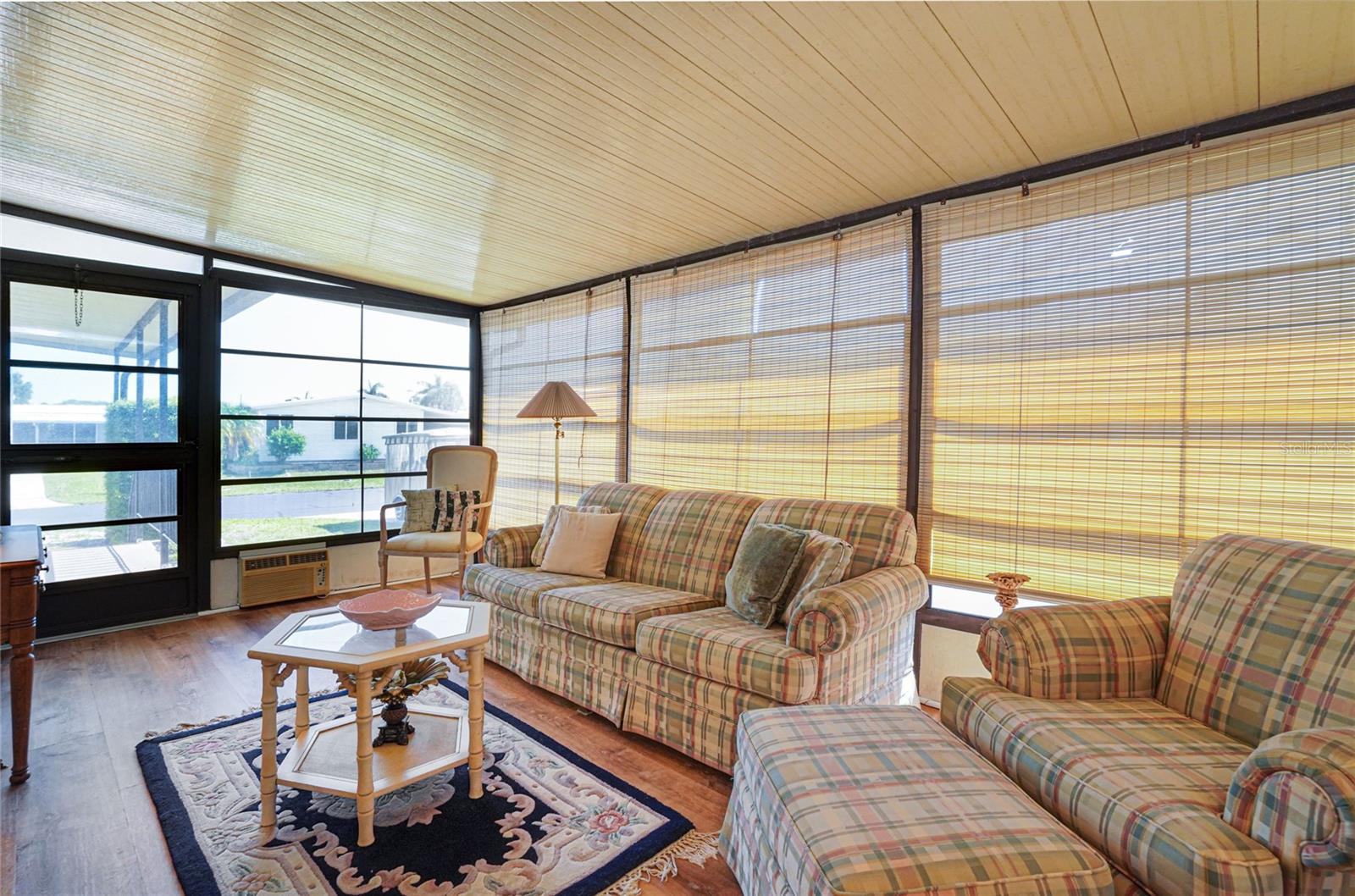 HARBOR ISLES III - Residential