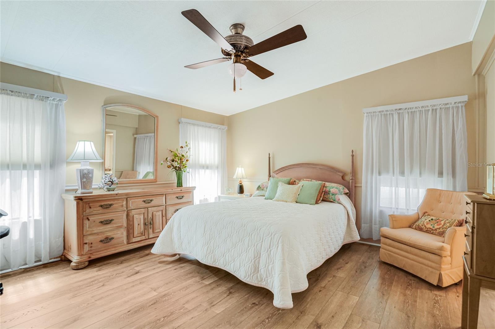 HARBOR ISLES III - Residential