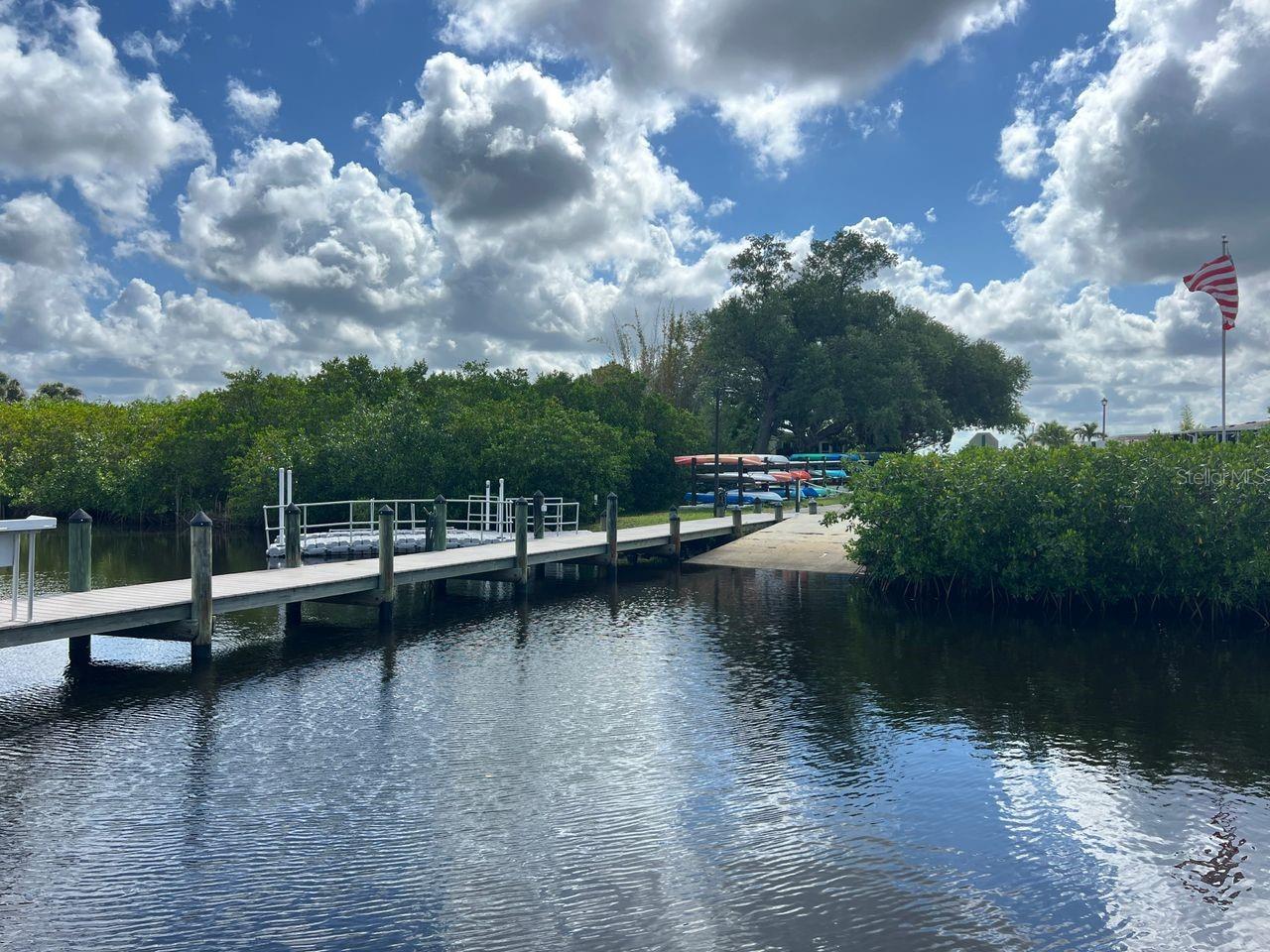 HARBOR ISLES III - Residential