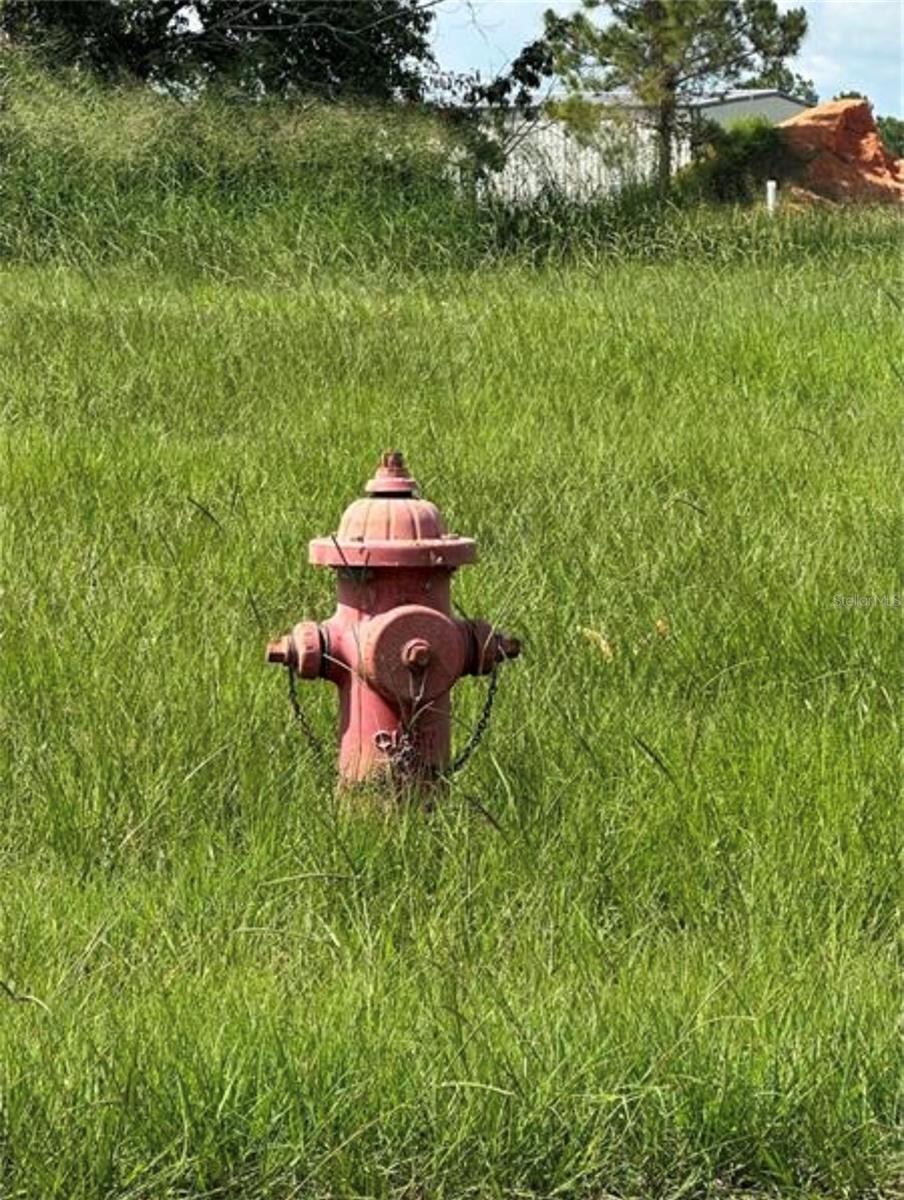 LEESBURG COMMONS BUS PARK - Commercial Sale