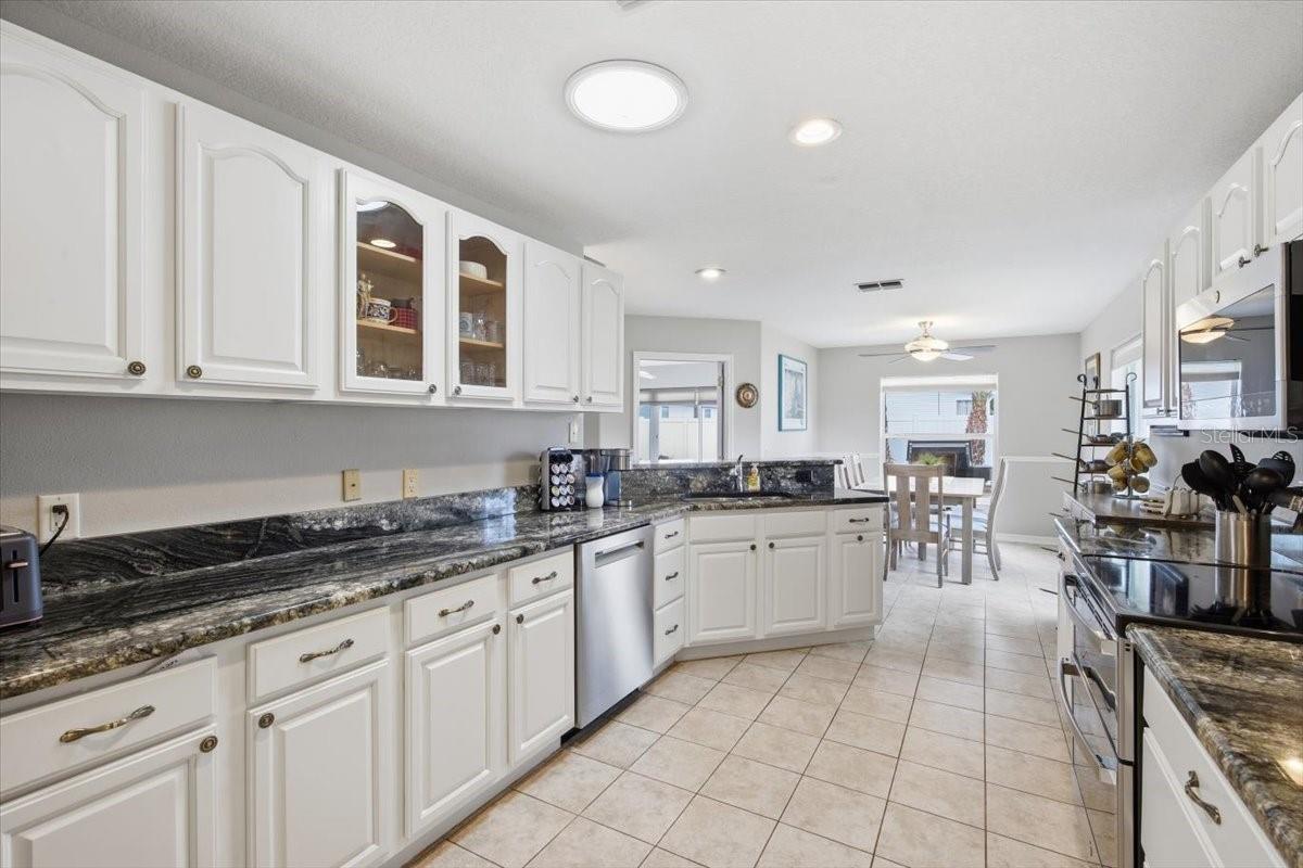 SWEETWATER GOLF & TENNIS CLUB ADD 03 - Residential