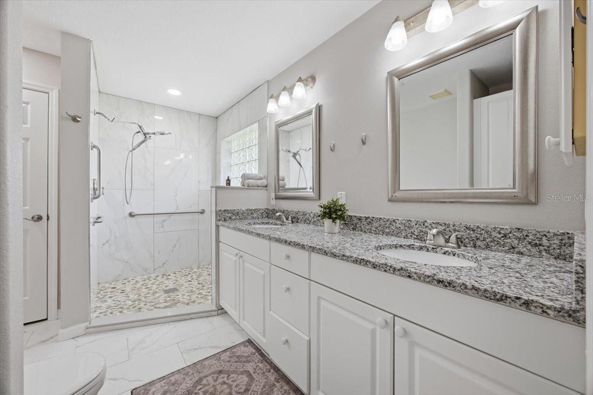 SWEETWATER GOLF & TENNIS CLUB ADD 03 - Residential