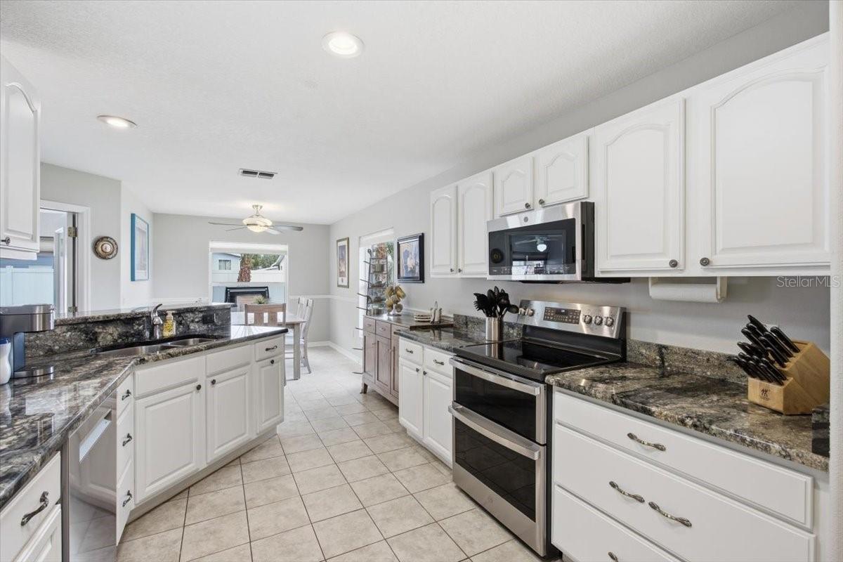 SWEETWATER GOLF & TENNIS CLUB ADD 03 - Residential