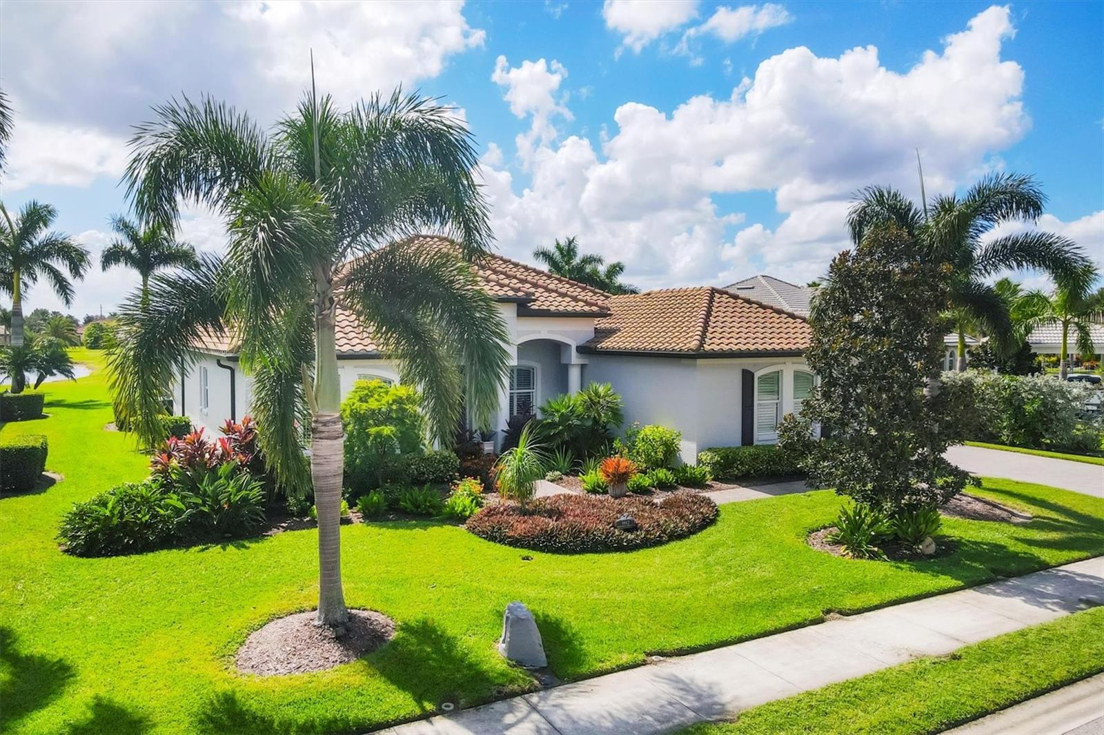 ENCLAVE AT COUNTRY MEADOWS - Residential
