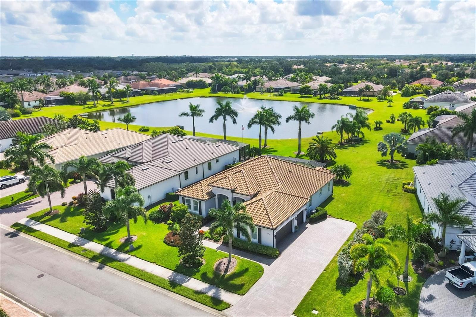 ENCLAVE AT COUNTRY MEADOWS - Residential