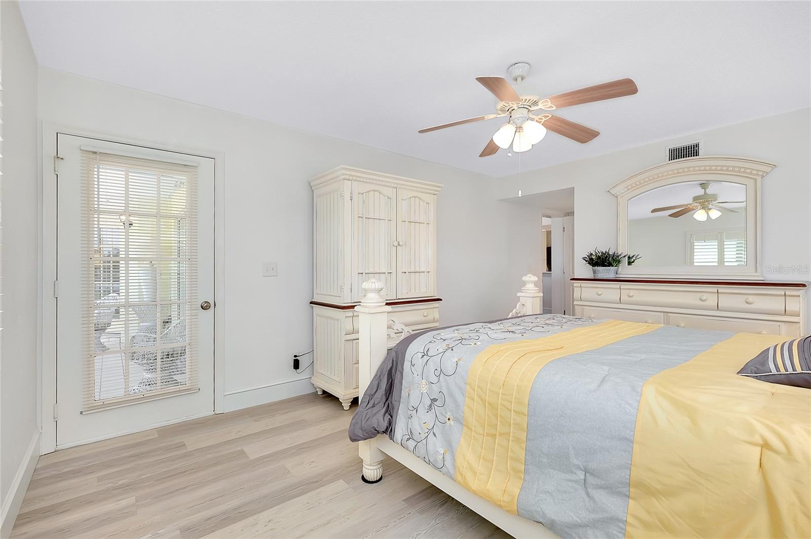 FARMINGTON VISTAS - Residential