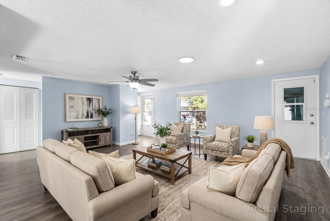 APOLLO BEACH UNIT FOUR - Residential