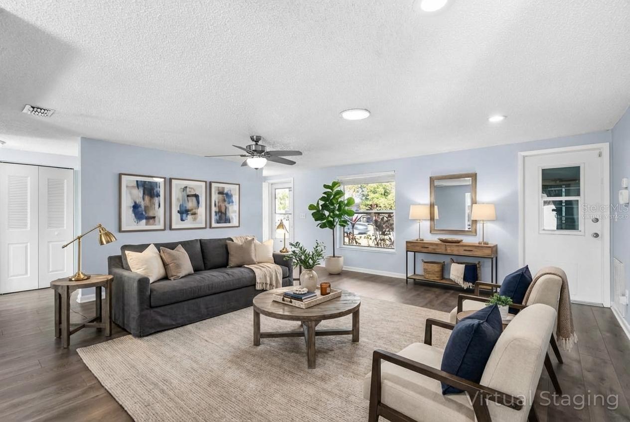 APOLLO BEACH UNIT FOUR - Residential