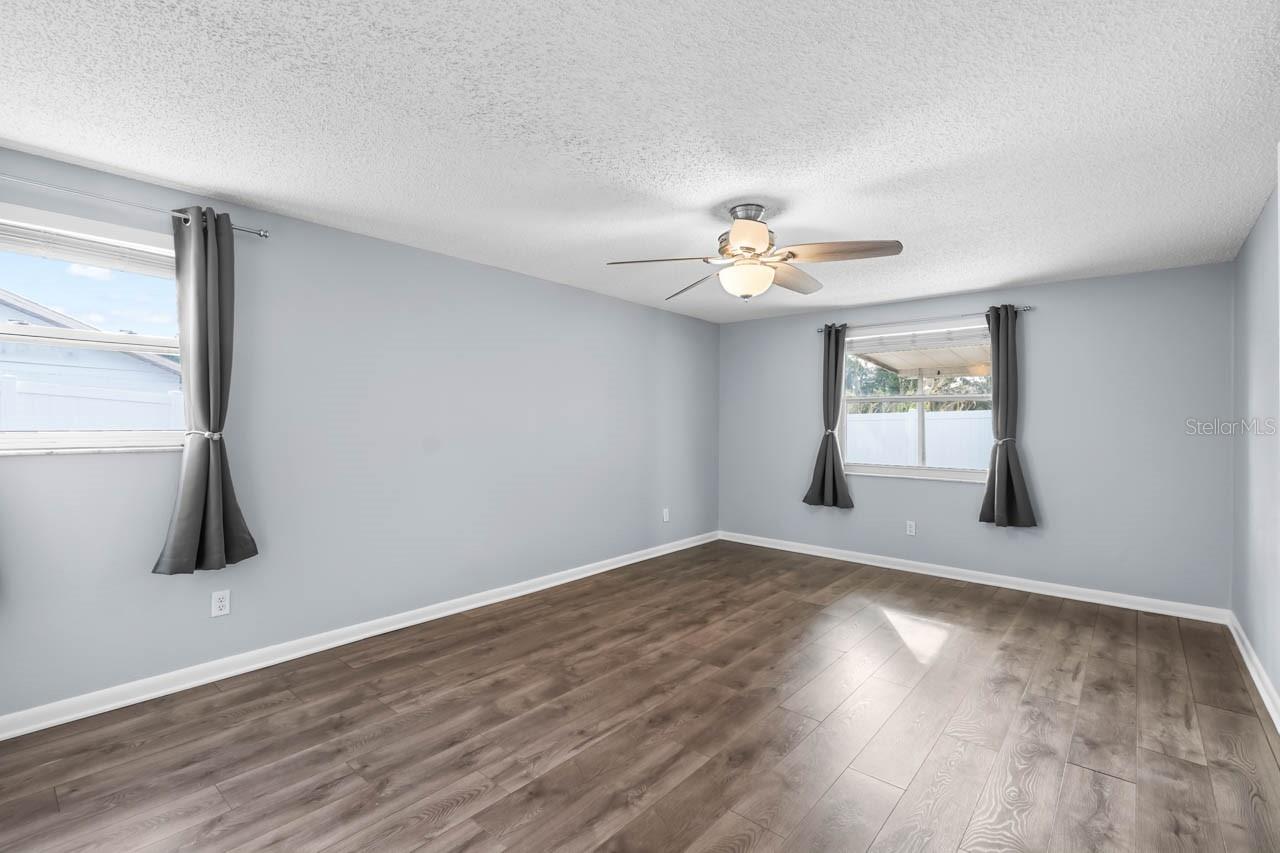 APOLLO BEACH UNIT FOUR - Residential