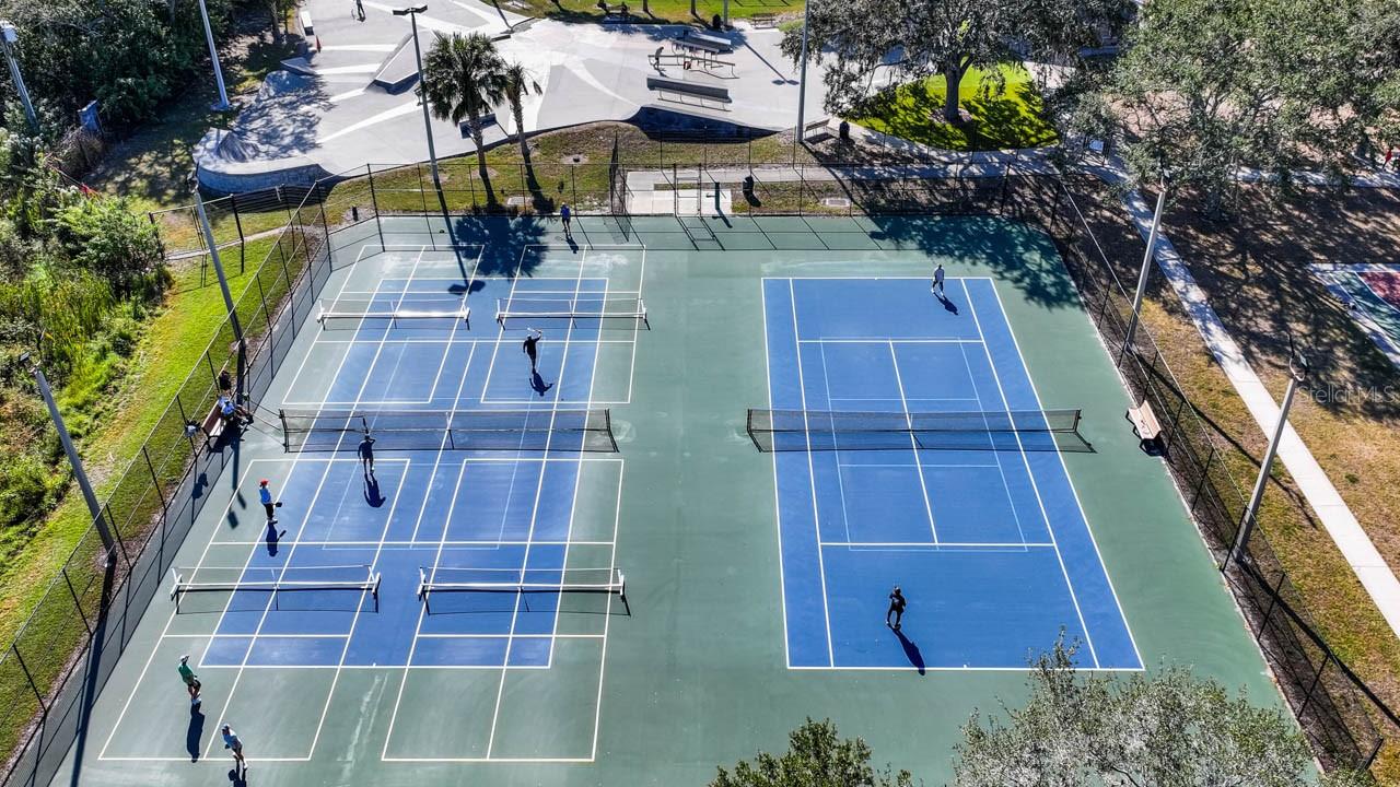 APOLLO BEACH UNIT FOUR - Residential