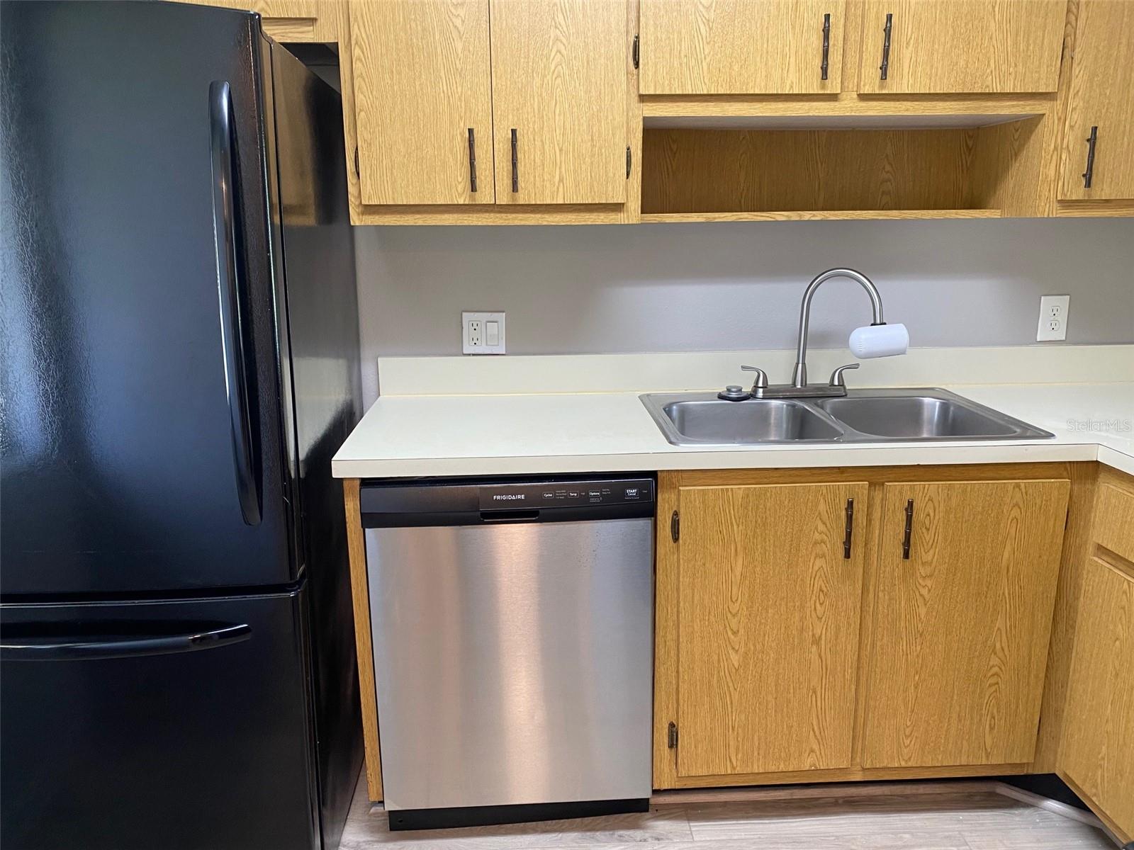 LONGWATER CHASE - Residential