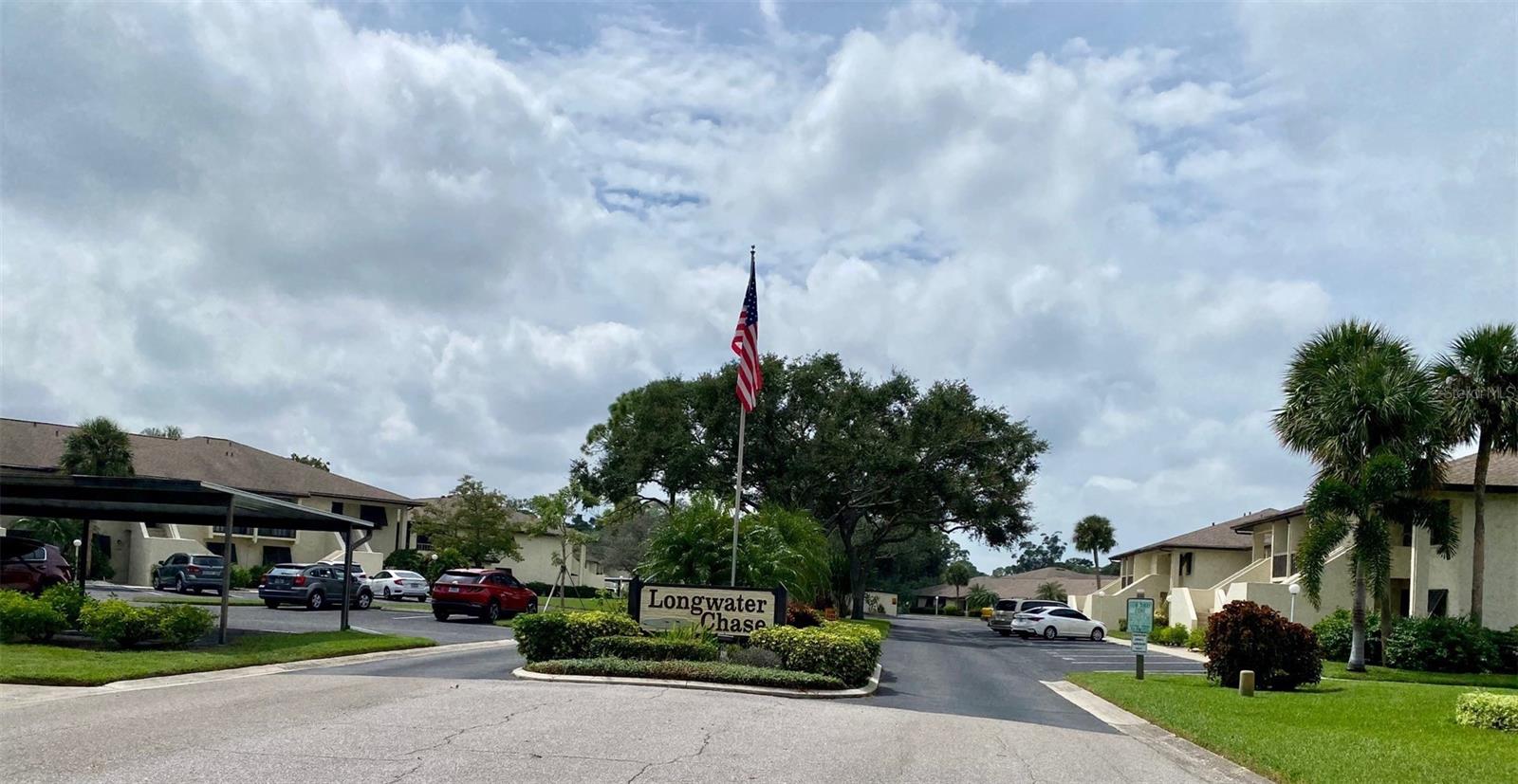 LONGWATER CHASE - Residential