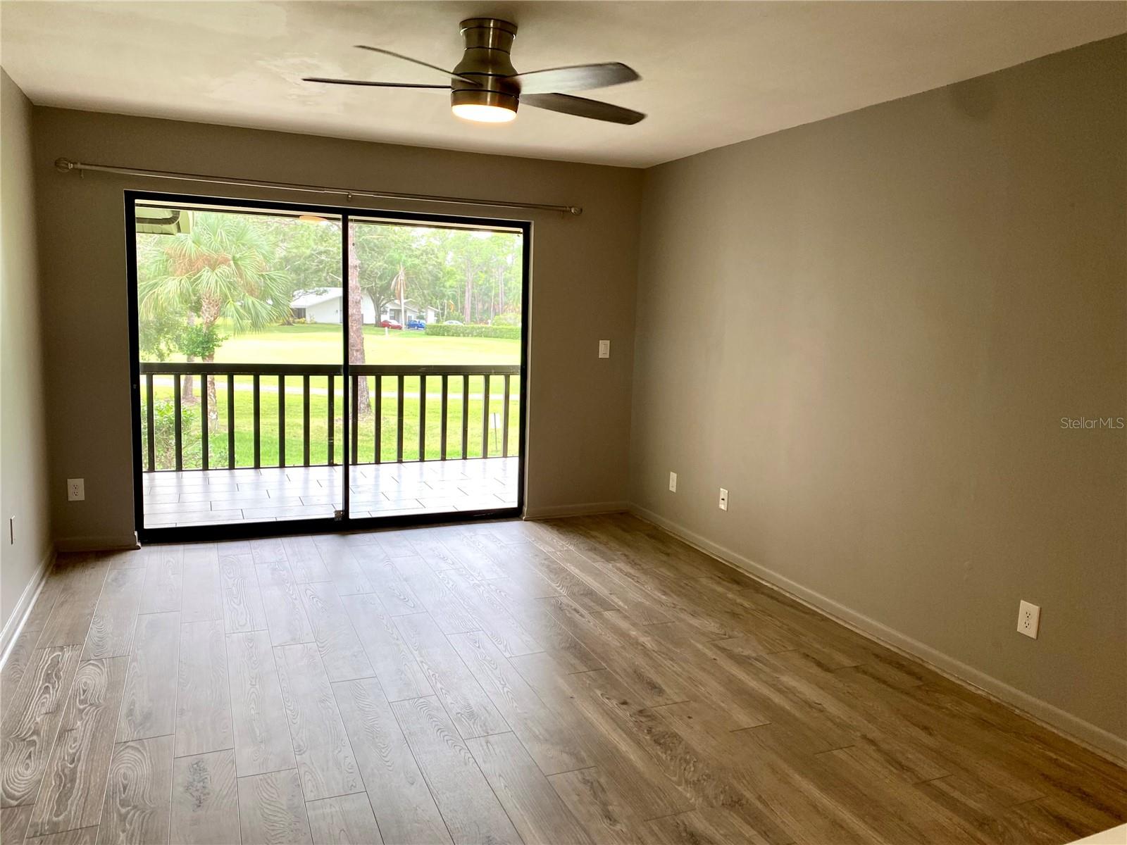 LONGWATER CHASE - Residential