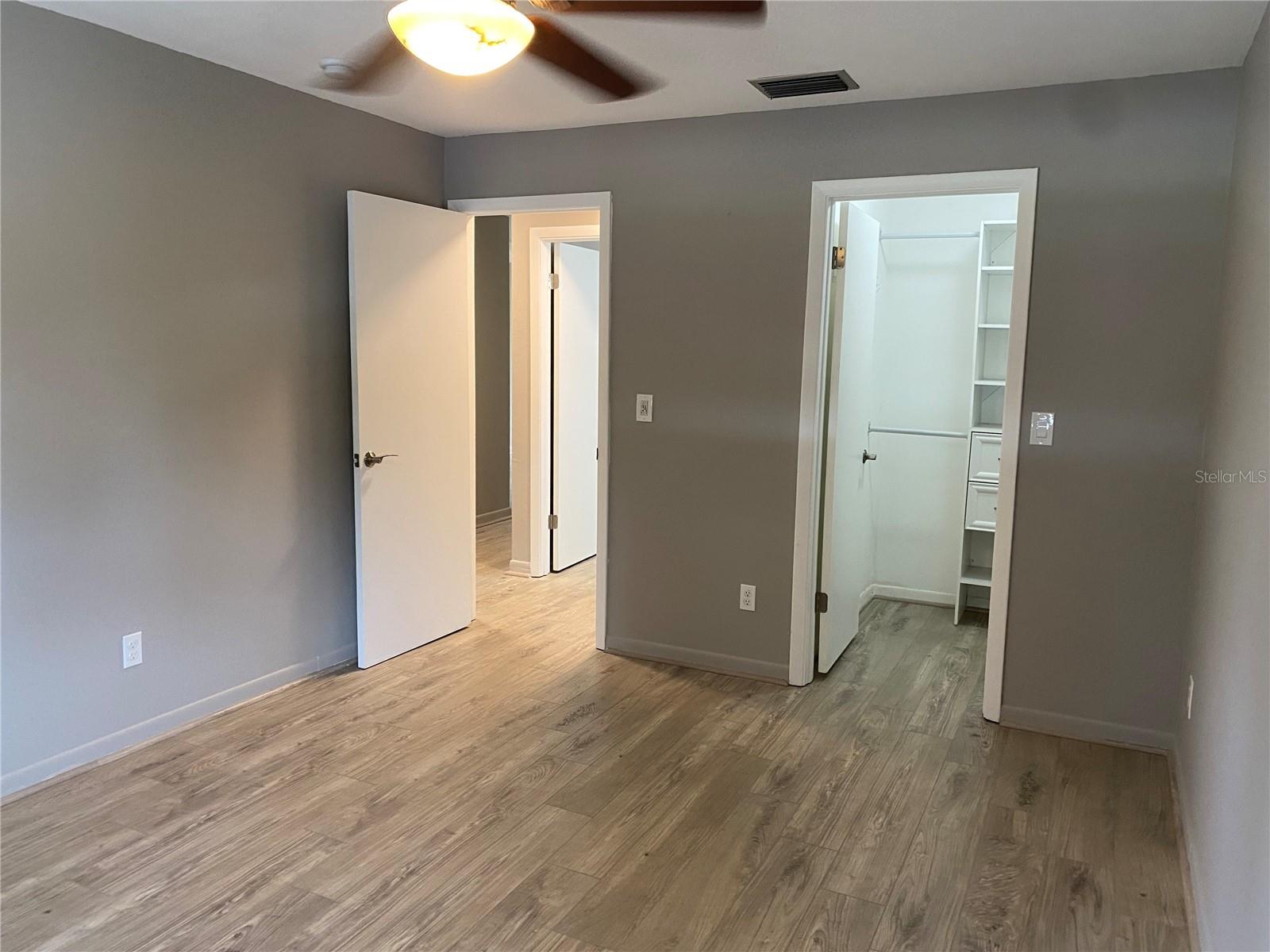 LONGWATER CHASE - Residential