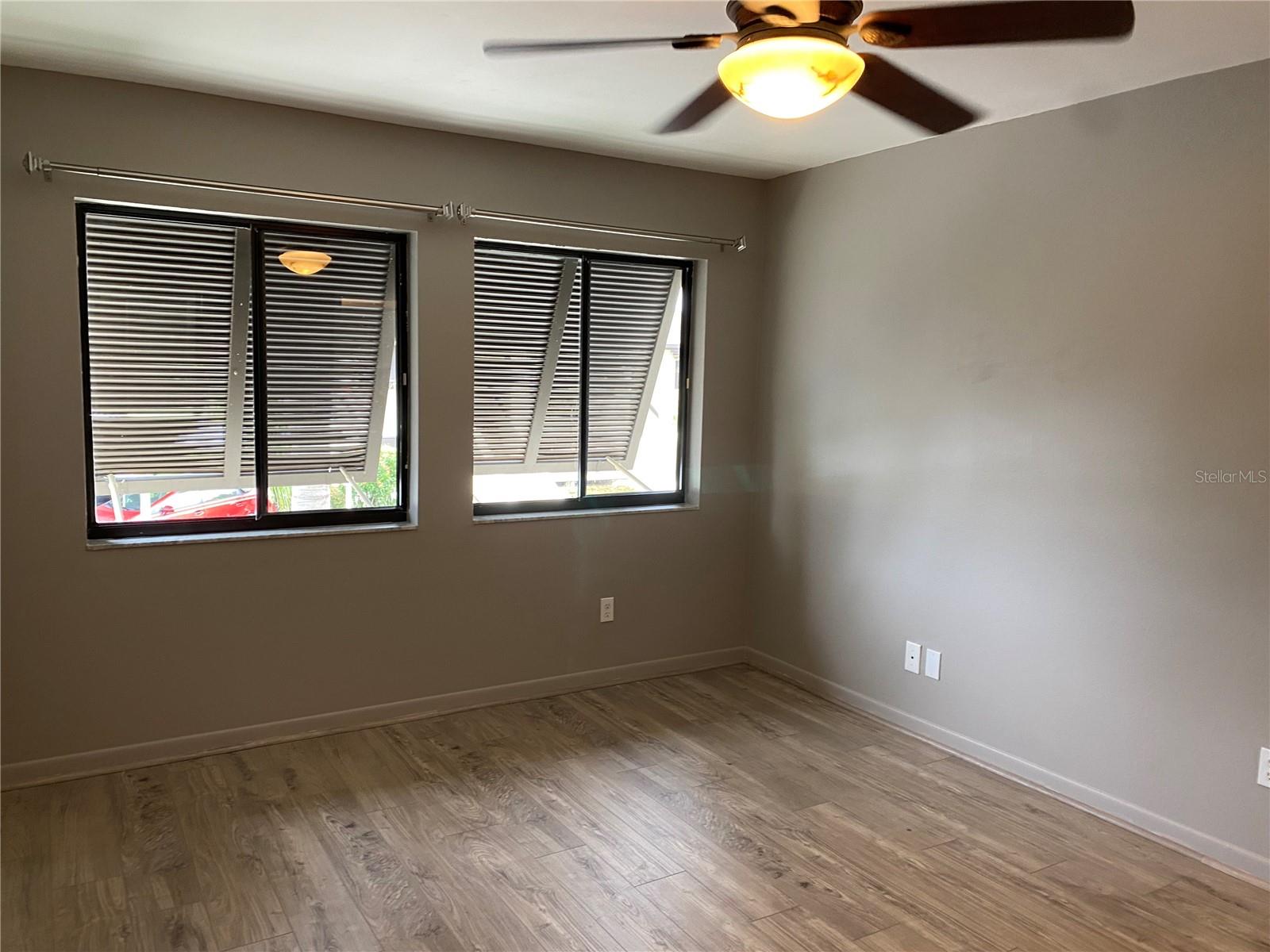 LONGWATER CHASE - Residential