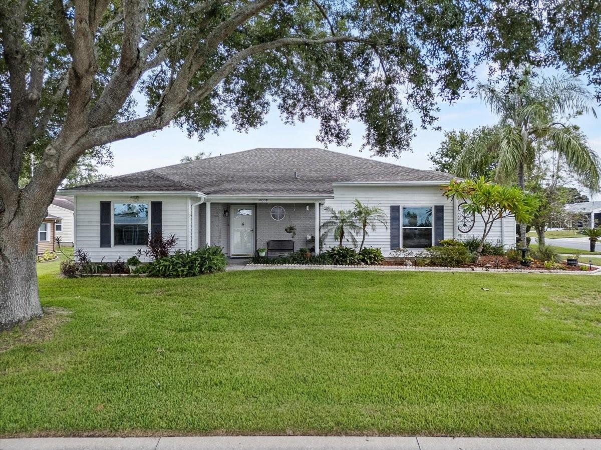 Welcome to this lovely 2-bedroom, 2-bathroom home located in the desirable Sandpiper Golf & Country Club, a 55+ golf community in Lakeland. This well-maintained home is beautifully situated on a large corner lot and shows true pride of ownership. This lovely home features a spacious open floor plan that's perfect for relaxing or entertaining. The large dining area flows seamlessly into the family room, which opens into a bright kitchen filled with natural light and complete with stainless steel appliances, island, and an ample amount of cabinets and counter space. Off the kitchen, you’ll find a convenient laundry room and access to the garage.
The primary suite is a peaceful retreat, offering an en suite bathroom with a vanity, a beautifully tiled walk-in shower, and a high window that brings in natural light. The guest bedroom is generously sized and has its own dedicated bathroom. Outside, the spacious screened lanai is the perfect place to enjoy your morning coffee or unwind after a round of golf.
This home offers wonderful updates, including a 2018 refrigerator, 2021 microwave, 2018 water heater, and a 2019 roof. Sandpiper Golf & Country Club is a vibrant community featuring an array of amenities such as golf, a fitness center, clubhouse, community pool, tennis courts, shuffleboard, and more. Conveniently located near medical facilities, restaurants, shopping, the interstate, and just minutes from Tampa and Orlando, this home truly has it all.
Don’t wait—schedule your private showing today!