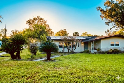 302 FOREST AVENUE ALTAMONTE SPRINGS FL 32701