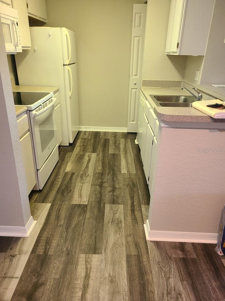 THE VILLAGE AT TOWNPARK - Residential Lease