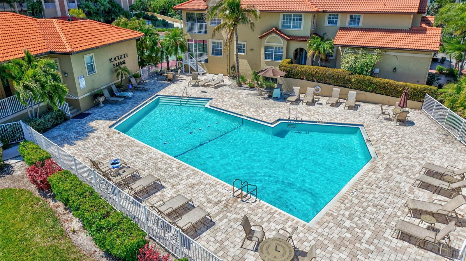 BLACKBURN HARBOR RESIDENCES - Residential