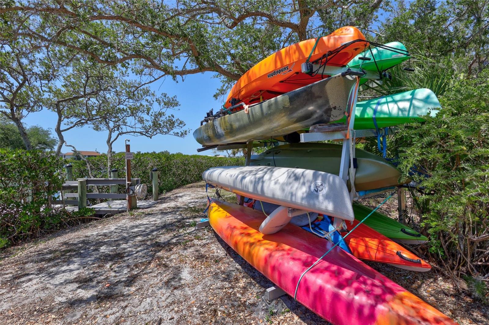 BLACKBURN HARBOR RESIDENCES - Residential