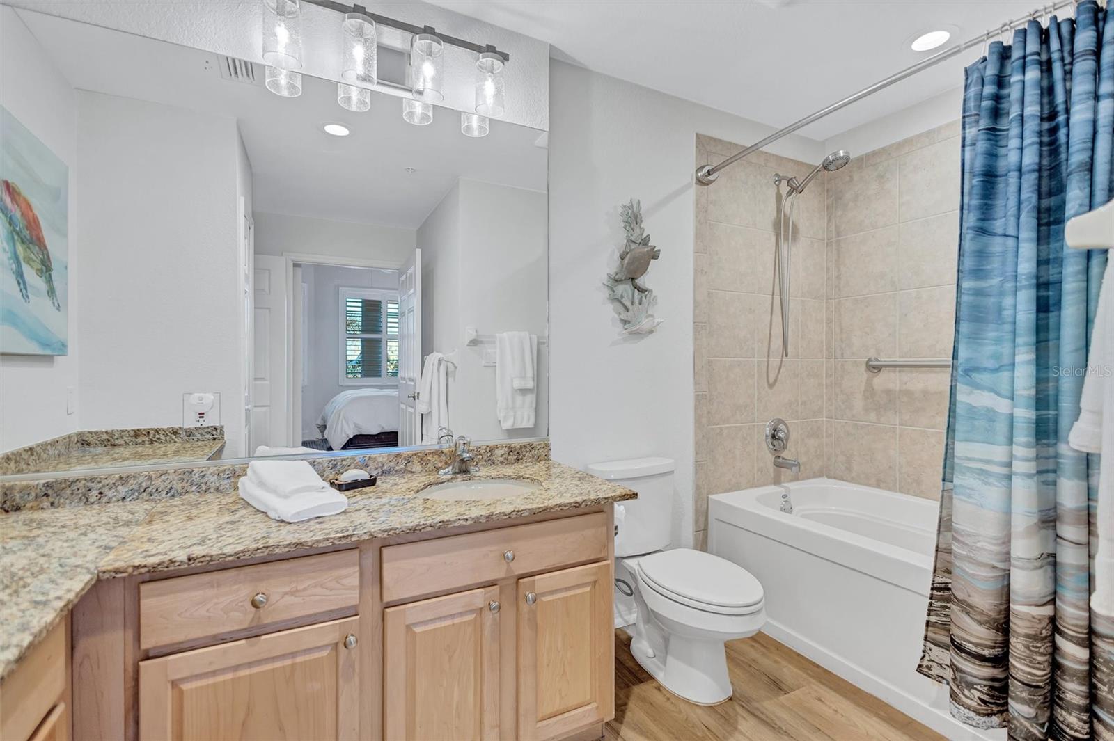 BLACKBURN HARBOR RESIDENCES - Residential