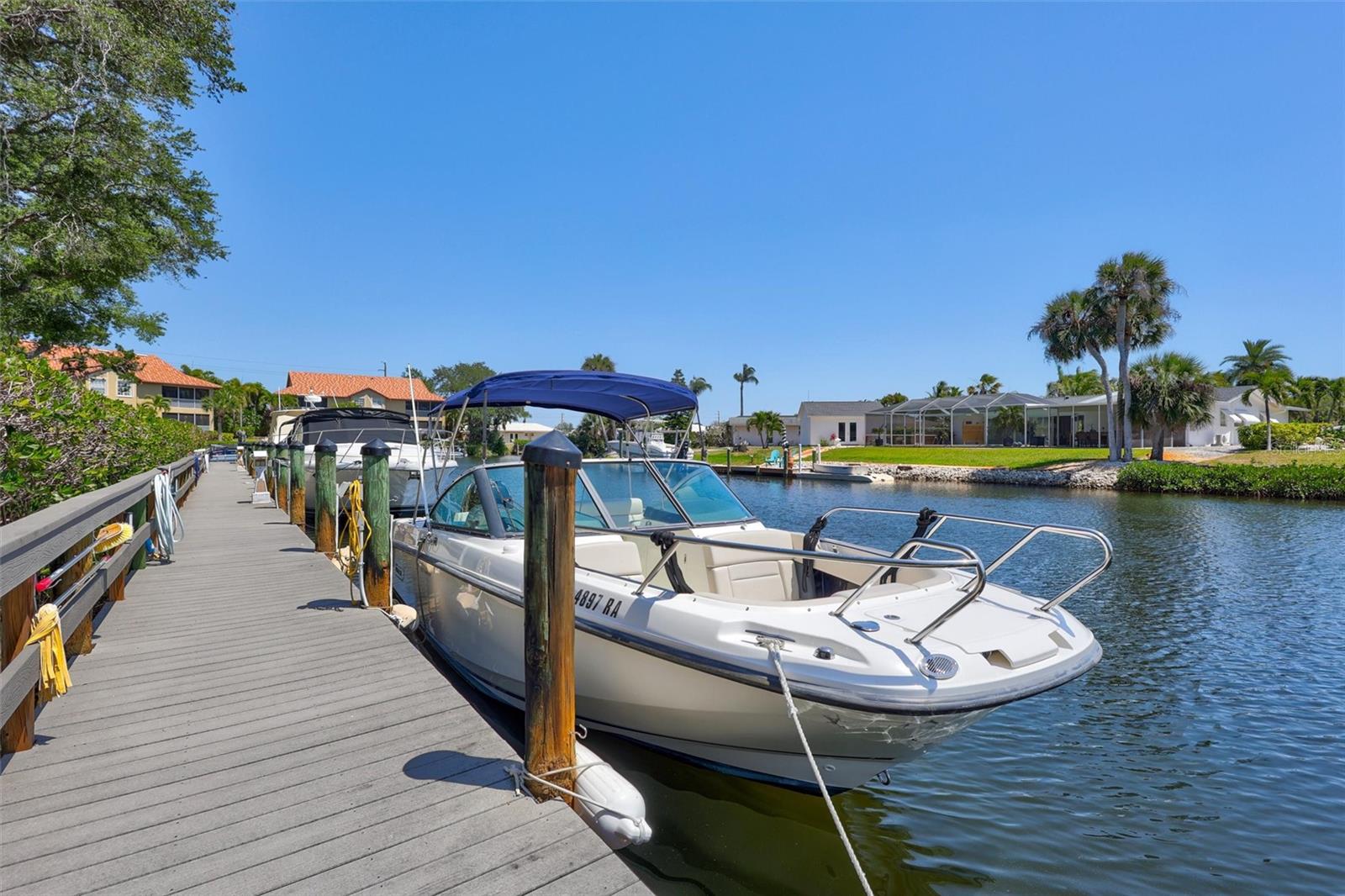 BLACKBURN HARBOR RESIDENCES - Residential