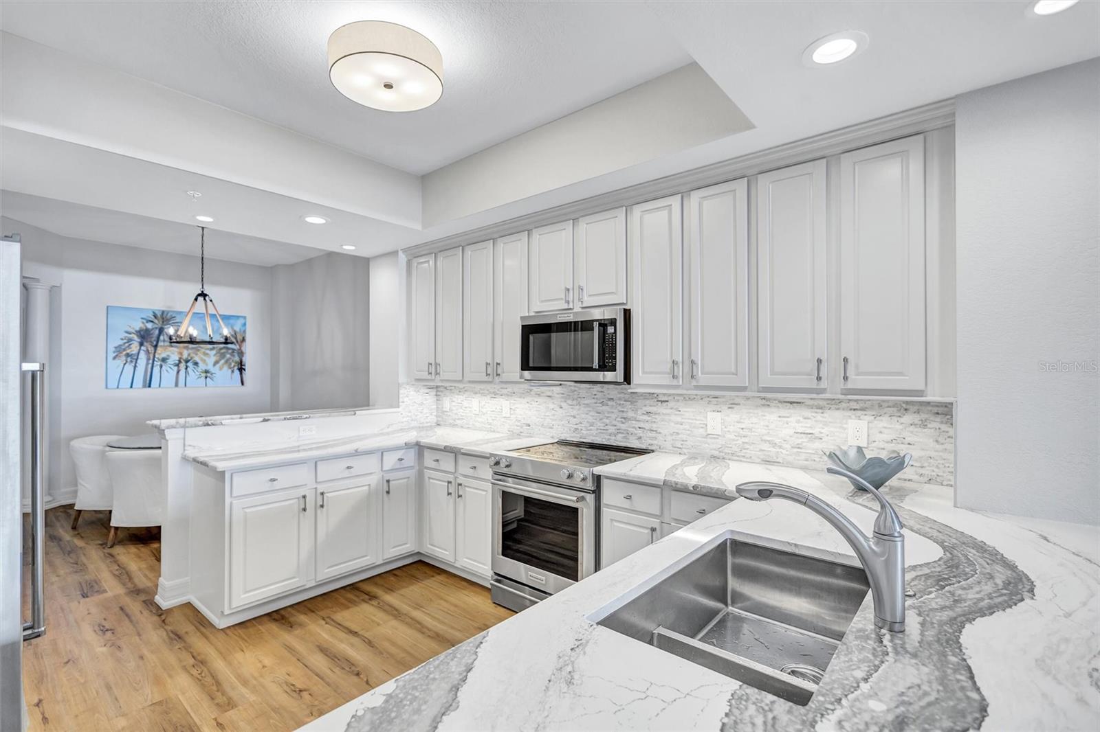 BLACKBURN HARBOR RESIDENCES - Residential