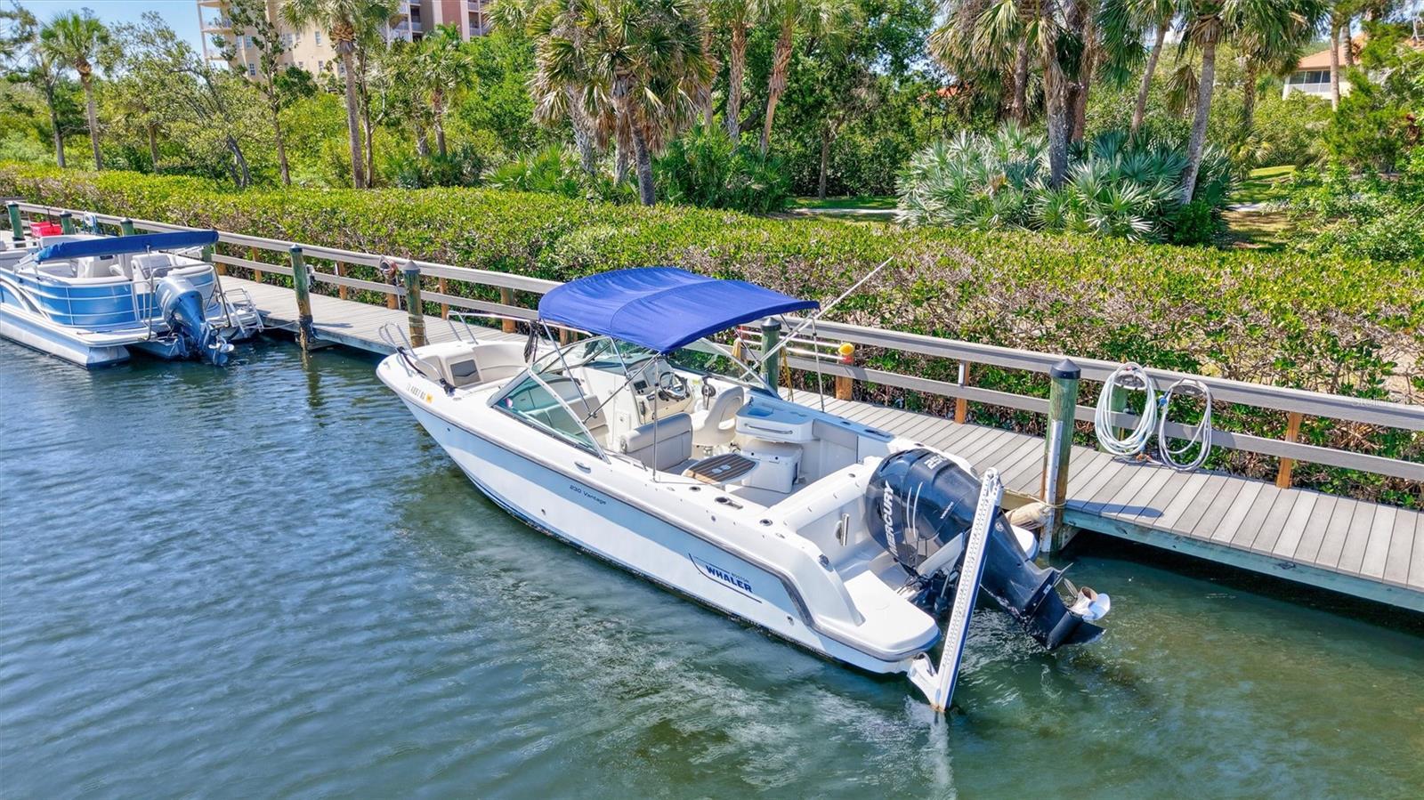 BLACKBURN HARBOR RESIDENCES - Residential