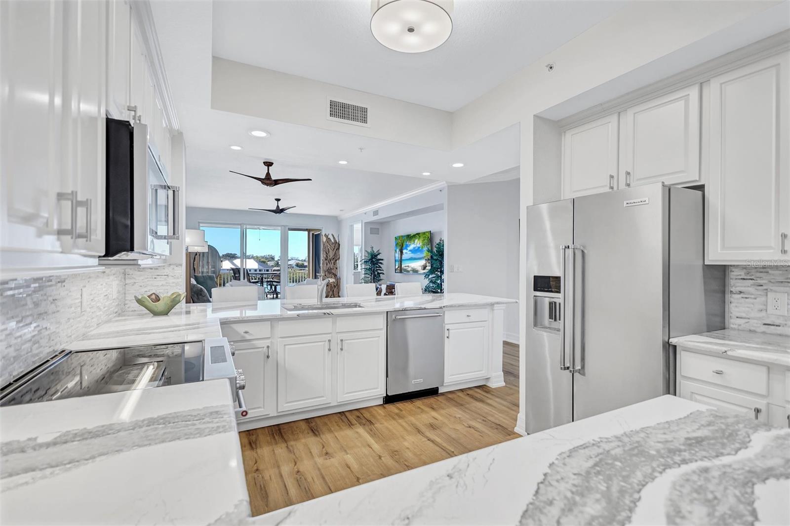 BLACKBURN HARBOR RESIDENCES - Residential