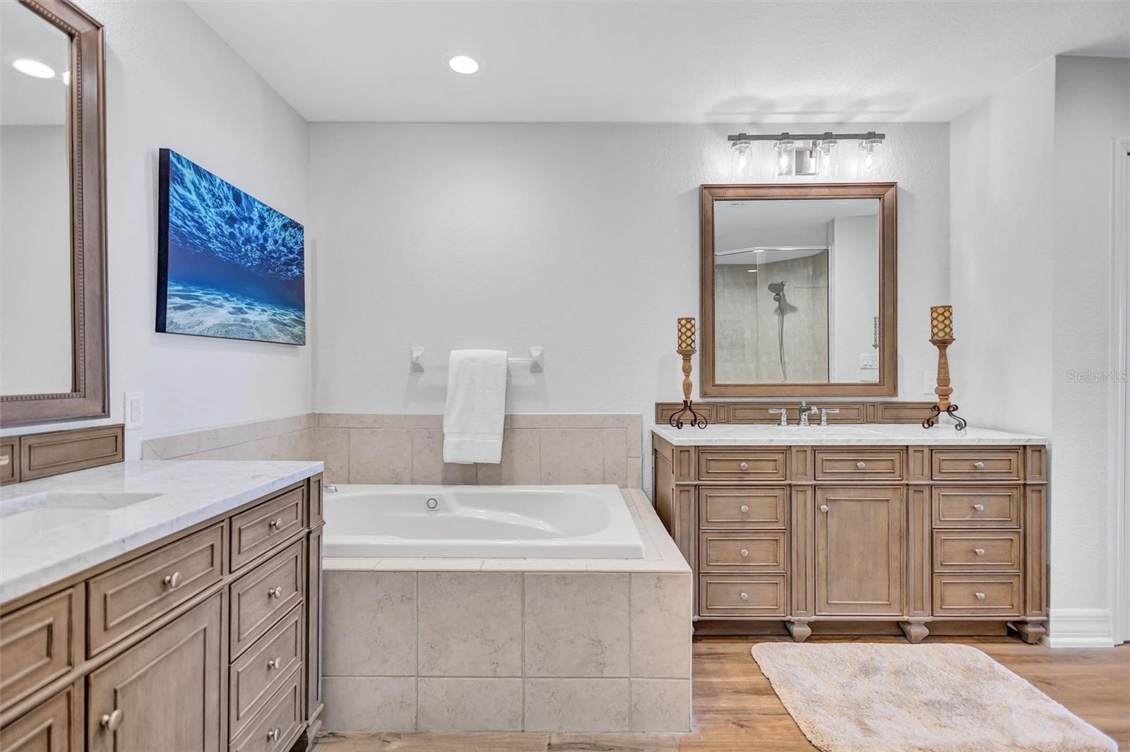 BLACKBURN HARBOR RESIDENCES - Residential