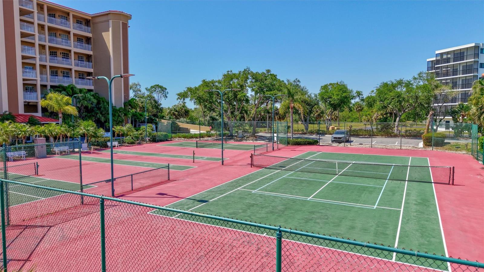 BLACKBURN HARBOR RESIDENCES - Residential