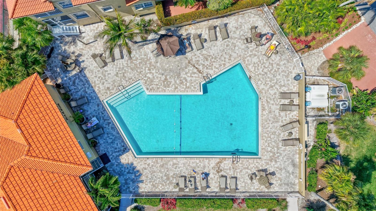 BLACKBURN HARBOR RESIDENCES - Residential