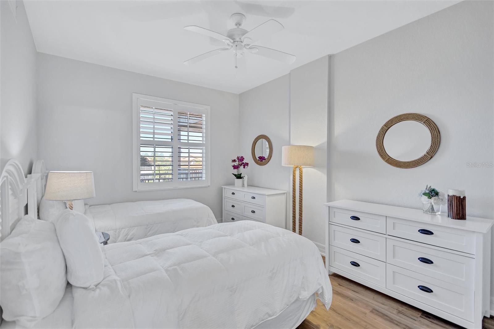 BLACKBURN HARBOR RESIDENCES - Residential