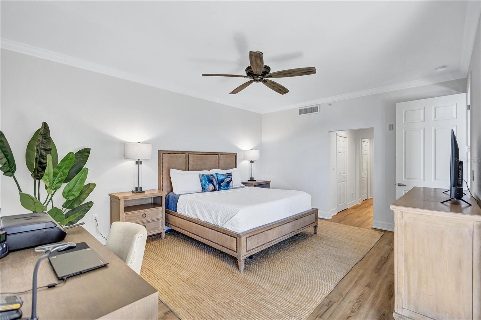 BLACKBURN HARBOR RESIDENCES - Residential