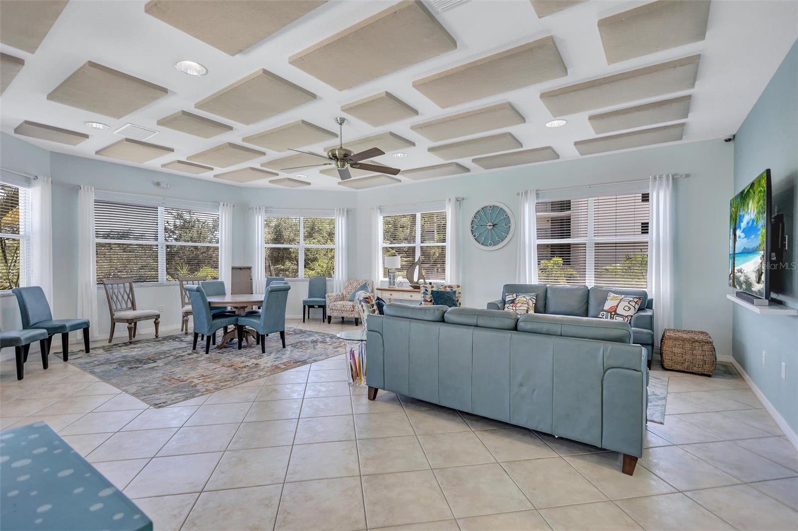 BLACKBURN HARBOR RESIDENCES - Residential