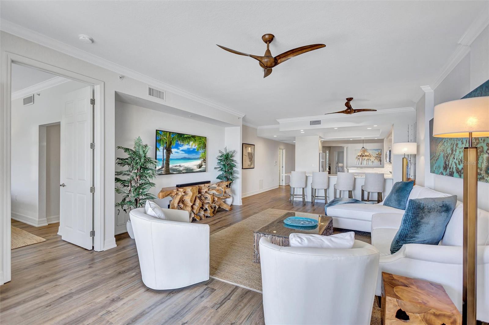 BLACKBURN HARBOR RESIDENCES - Residential