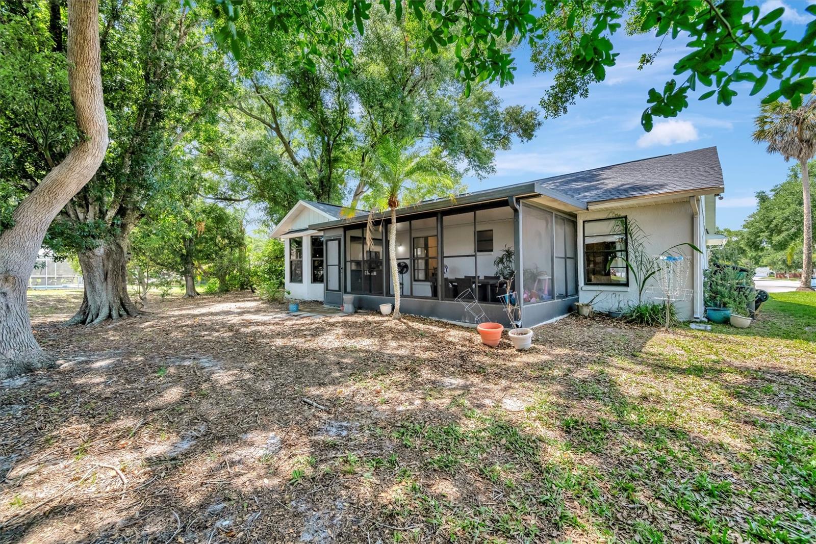 DEER HOLLOW - Residential
