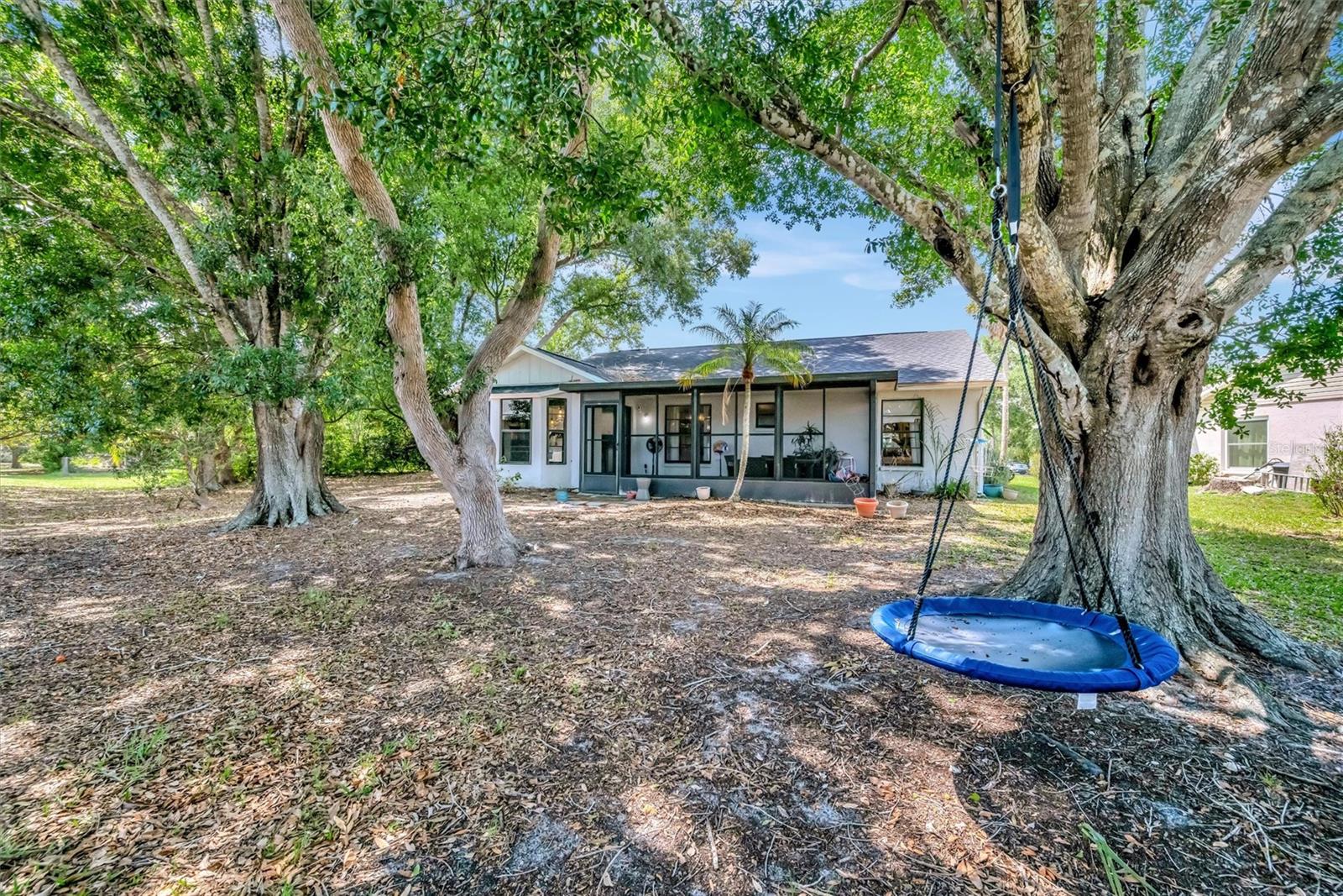 DEER HOLLOW - Residential