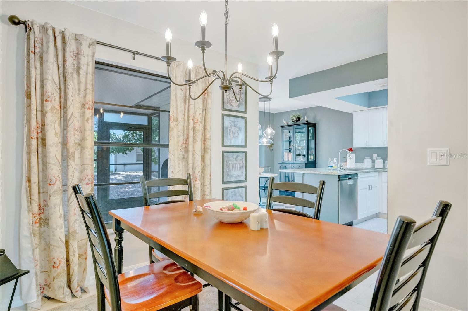 DEER HOLLOW - Residential
