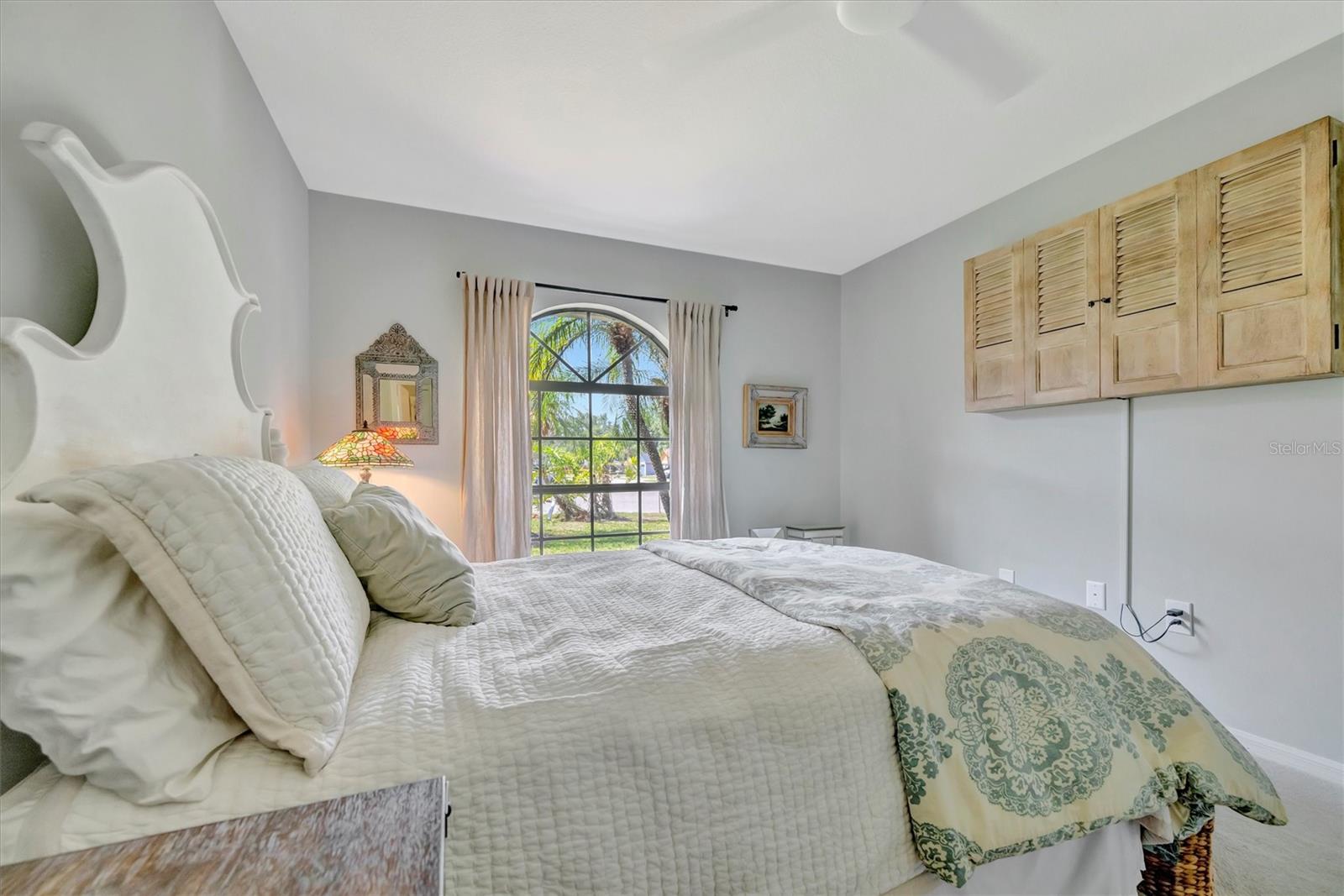 DEER HOLLOW - Residential