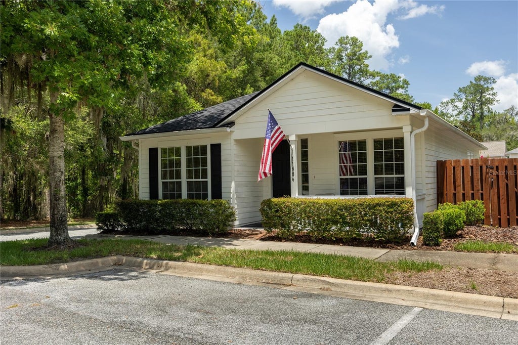 Photo of 11684 NW 18th Place, Gainesville, FL 32606 (MLS # GC542115)