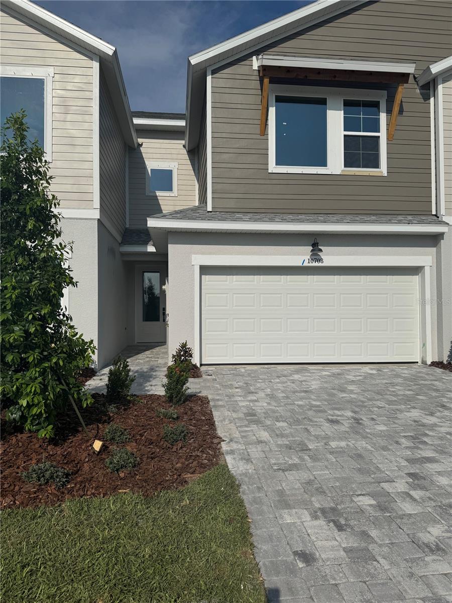 10708 OAK BEND DRIVE