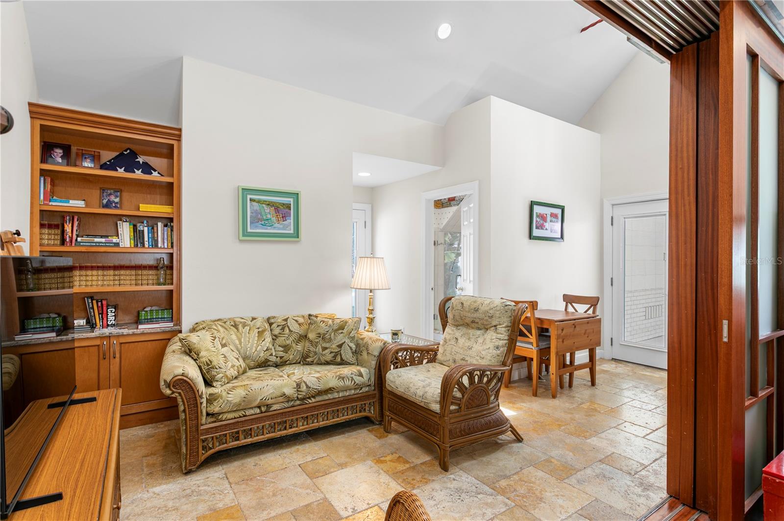 SNELL & HAMLETTS NOR - Residential